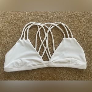 Size Xs/S white bikini top